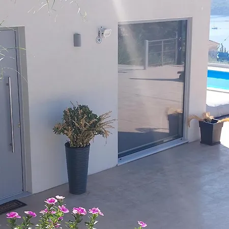 Ninemia * Нидри